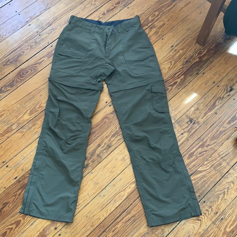 EMS convertible hiking pants/shorts size 4 green